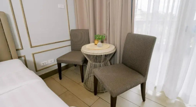 Номер Standard MCollection - Scenic Tagaytay Getaway with Taal Views