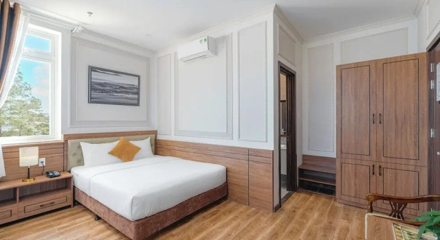 Номер Deluxe PINE VIEW Hotel Dalat