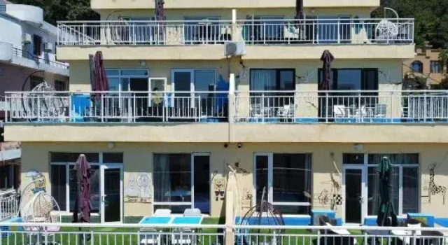 Yuehai Huan Ting Homestay, Book Hotel Dalian 