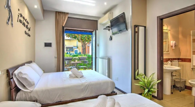 Четырёхместный номер Standard с балконом B&B Studio83 Pompei