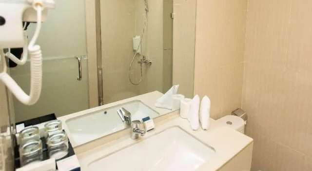 Полулюкс Best Western Batang Garing