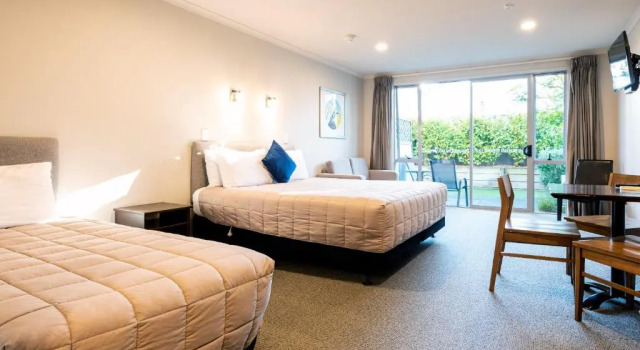 Lake Taupo Motor Inn, Забронировать Мини-отель Мини-отели Lake Taupo, Мини-отель