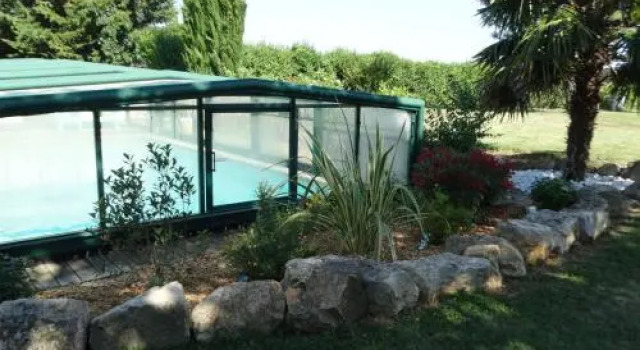 Les Glycines, Rezerwuj Hotel Cheyssieu Owernia