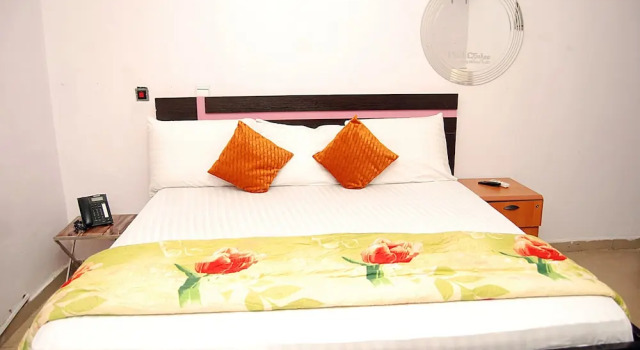 Номер Deluxe Health Plaza Abuja