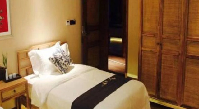 Chuan Jia Courtyard Hotel, Забронировать Отель Отели Лунцюанььи 3 звезды, 3*