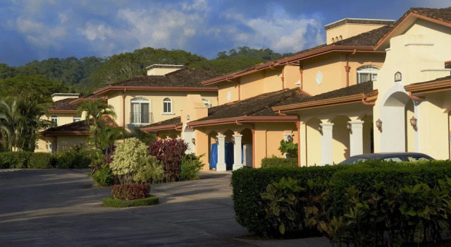Los Suenos Resort Colina 6C, Забронировать Курортный отель Отели Эррадура с бассейном, Бассейн