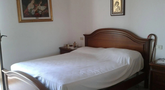 Rosa di Calabria, Varaa Hotelli Bovalino Calabria