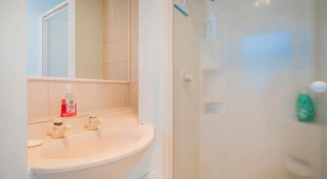 The Bach - Whangamata Holiday Home
