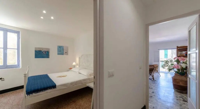 Апартаменты ALTIDO Spacious 2 BR Apt with Terrace at the Heart of the Vernazza