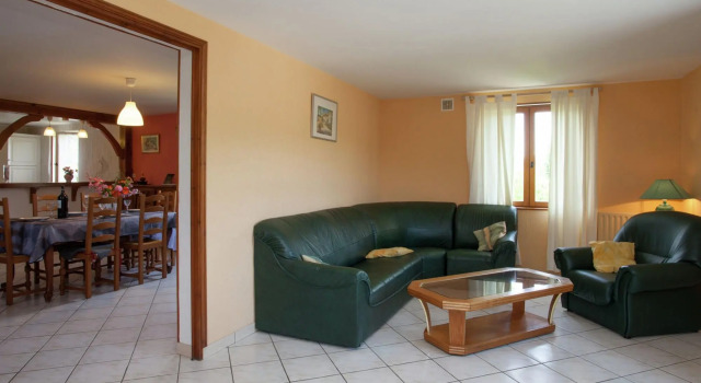Holiday Home Right on the River Bank With Private Swimming Pool in Saint-julien-de-lampon, Book Hotel Saint-Julien-de-Lampon Dodogne Valley