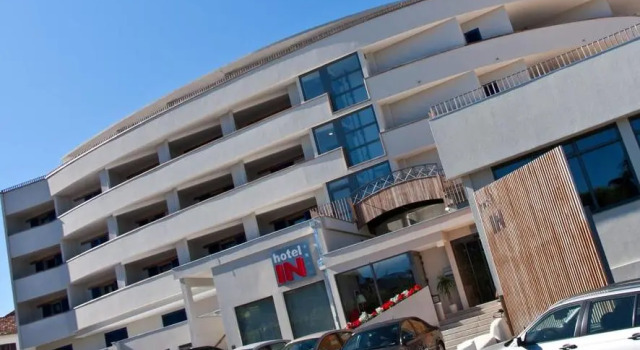 Двухместный номер Standard с балконом и с видом на море Hotel IN