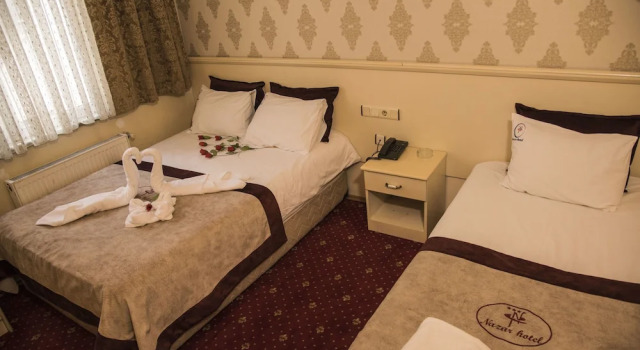 Трёхместный номер Nazar Hotel