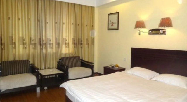 Suzhou Yijiangnan hotel, Book Hotel Hoteller i Suzhou med parkering, Parkering