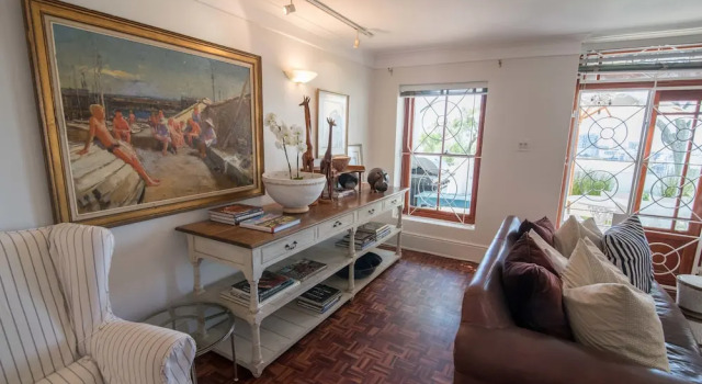 Loader St Magical Cottage, Забронировать Дом для отпуска Коттеджи Кейптауна, рядом с MyCiTi Station Cape Town Stadium, Коттедж
