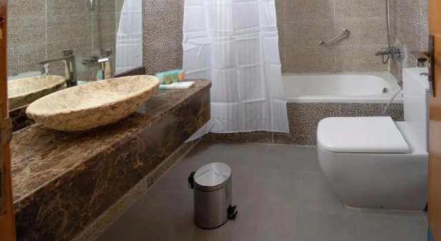 Номер Deluxe Sea Shore Hotel Apartment Khorfakkan