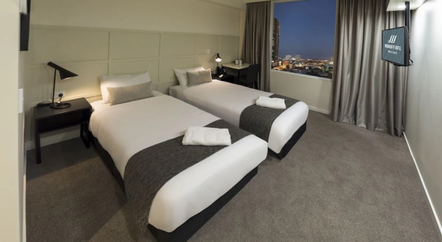 Четырёхместный номер Standard Woodroffe Hotel