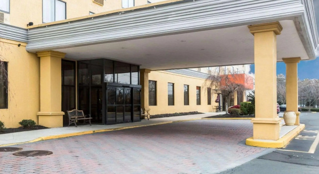 Номер Standard Clarion Hotel Somerset - New Brunswick