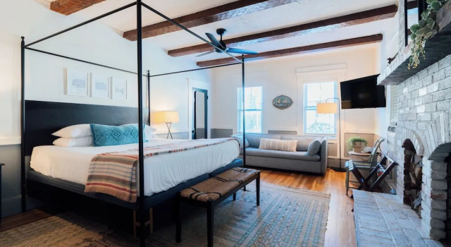 Номер Superior Mercury Hotel Provincetown