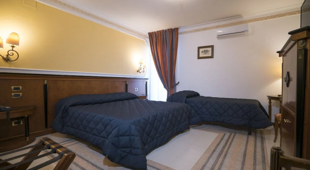 Hotel Capital