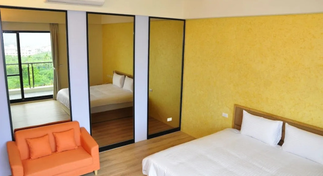 Номер Comfort One City One Vacation Farm
