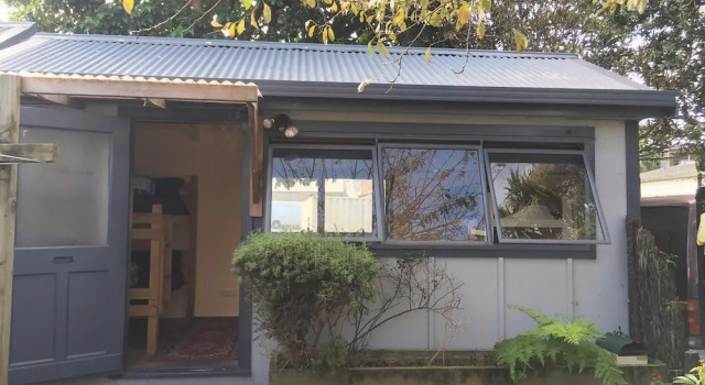 Raglan Backpackers, Забронировать Отель Раглан Вайкато