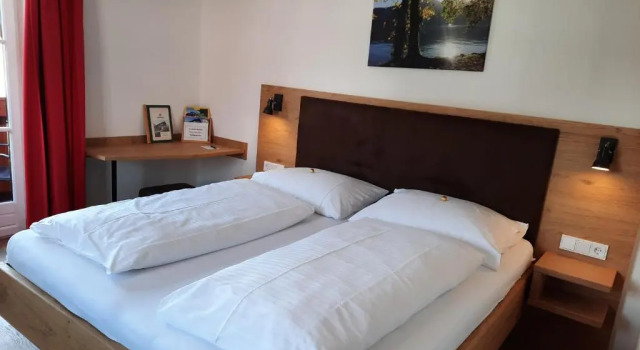 Двухместный номер Standard с балконом Hotel-Garni Schernthaner