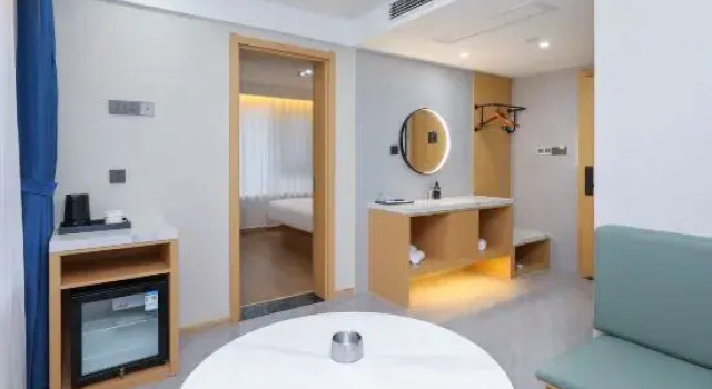 Люкс Qingmu Selected Hotel（Nanjing Lukou Airport Baiyun Road Community Store）