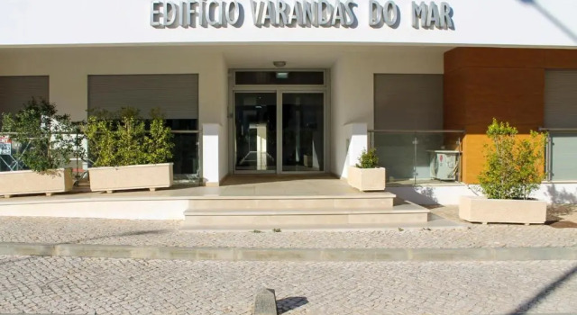 Varandas do Mar Apartamento T2R frente mar Olhos de gua Albufeira, Забронировать Апартаменты/квартира Апартаменты Ольюш-ди-Агуа, рядом с Пляж Ольюш-ди-Агуа, Апартаменты/квартира