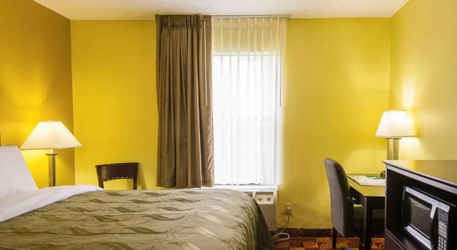 Номер Standard Quality Inn Washington NC