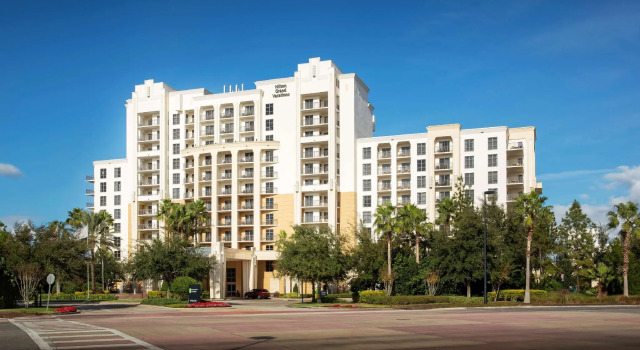 Двухместный люкс с кухней c 1 комнатой Hilton Grand Vacations Club Las Palmeras Orlando