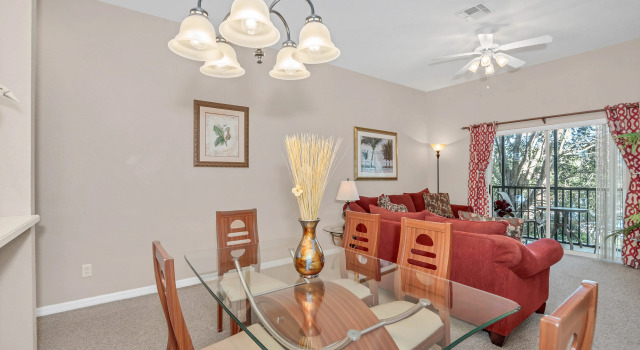 611 Lucaya , Davenport, US