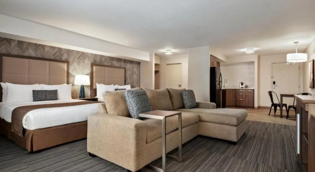 Двухместный люкс Canalta Hotel Airdrie