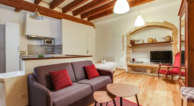 The Charming Place in Vieux-lyon, Забронировать Отель Лион Rhône, рядом с Площадь Белькур