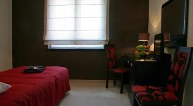 Hotel Altamira, Đặt Khách sạn Piotrkow Trybunalski 