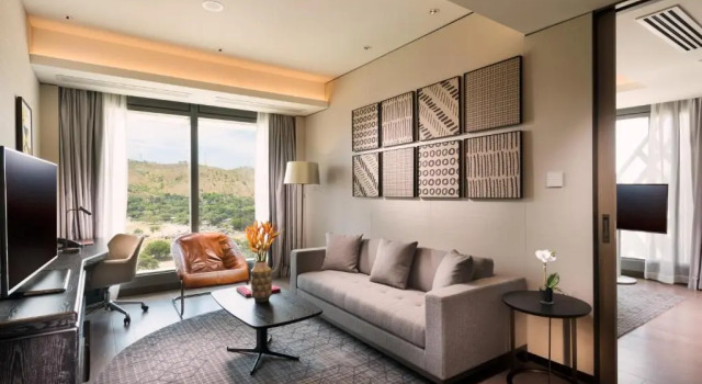 Двухместный люкс Executive Hilton Port Moresby Hotel & Residences
