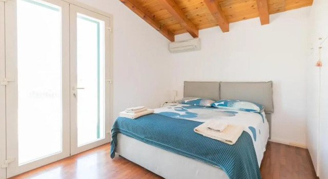Вилла Fronte Spiaggia Zoe