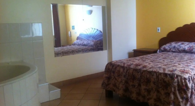 Hotel Sauna Acuarius, Забронировать Отель Сан-Мартин-де-Поррес 