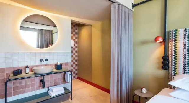 Номер Premium Me and All Hotel Berlin East Side, by Hyatt