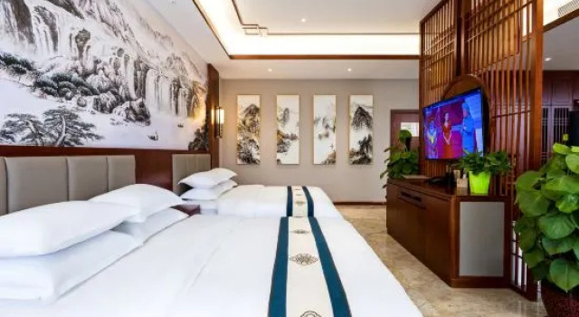 Люкс Deluxe Shanshan Taihe Hotel (People's Government Branch)