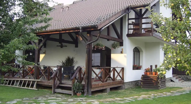 Коттедж с 6 комнатами Casa Mosului - Transfăgărășan Bed & Breakfast