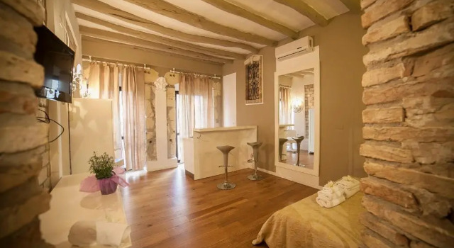 Студия Deluxe Oisife Apartments