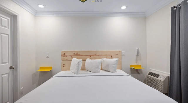 Номер Economy Gateway Lodge
