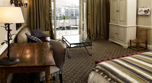 Двухместный семейный номер Standard с видом на гавань Cape Grace, A Fairmont Managed Hotel