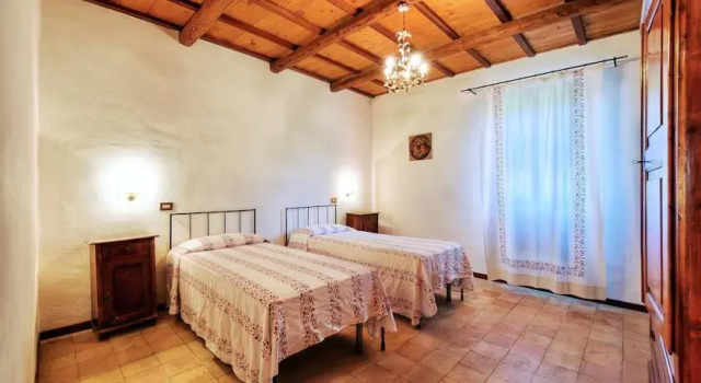 Candigliano, Rezervovat Hotel Urbania 