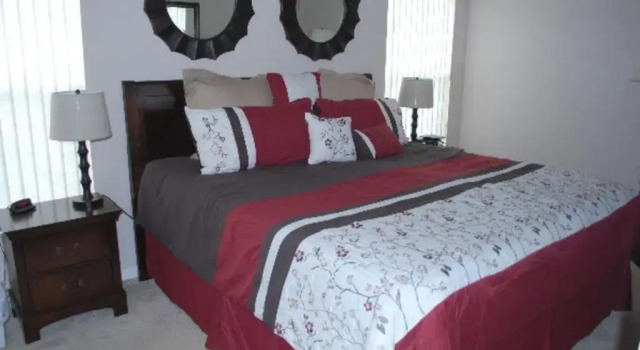 Luxury 5-Bed Villa, located only 3 miles from Disney World, Buchen Sie Hotel Hotels in Four Corners mit Pool, Schwimmbad