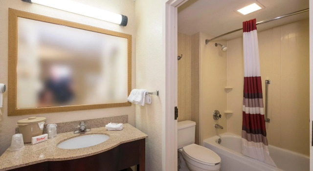 Двухместный номер Deluxe Red Roof Inn Tupelo