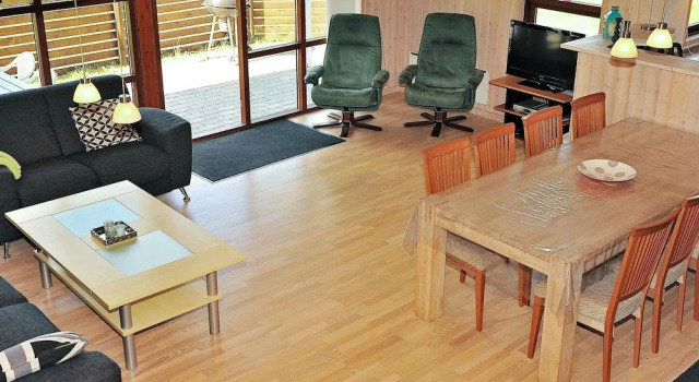 Elegant Holiday Home in Ansager near Lake, Book Hotel 5-stjernede hoteller i Ansager, 5*