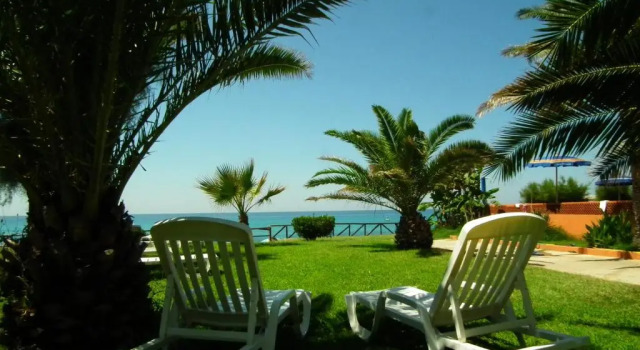 Апартаменты Villaggio Athragon