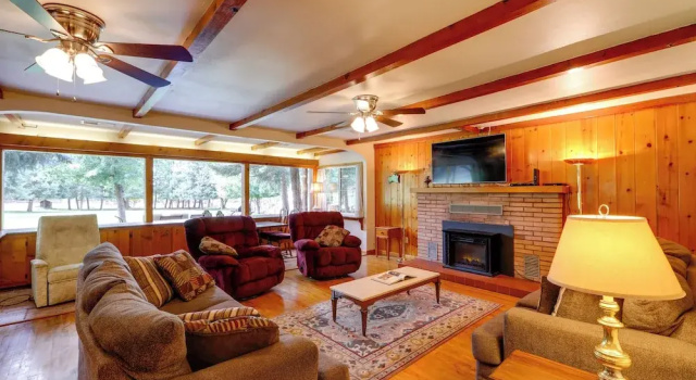 Cozy Cabin on 1 Acre in Premier Pine Neighborhood, Забронировать Дом для отпуска Пайн штат Аризона