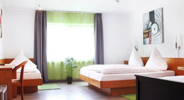 Четырёхместный номер Standard Hotel Pension Kaempfelbach
